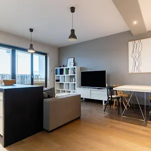 https://warsaw-concierge-powazki.warsawhotelspoland.com